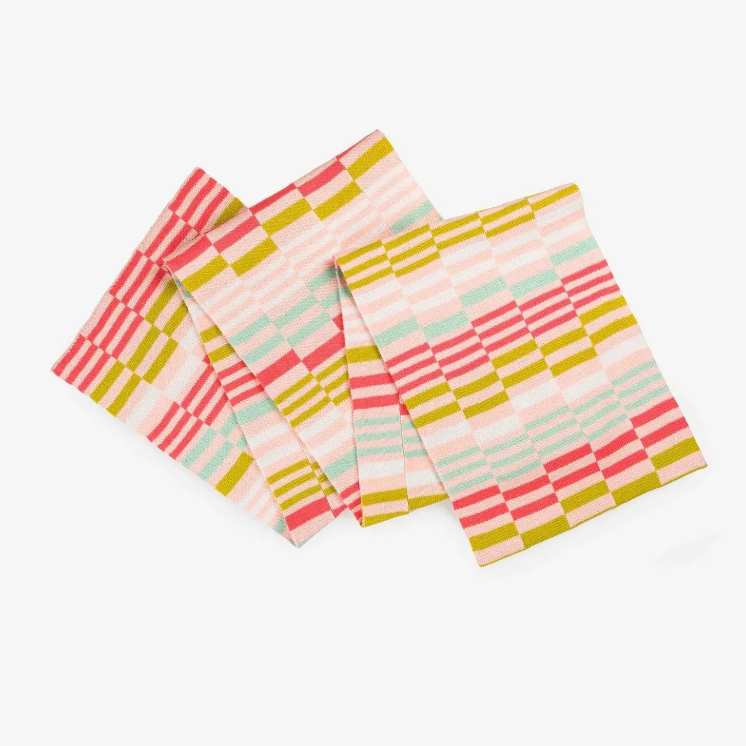 Bright Checkered Scarf by Verloop