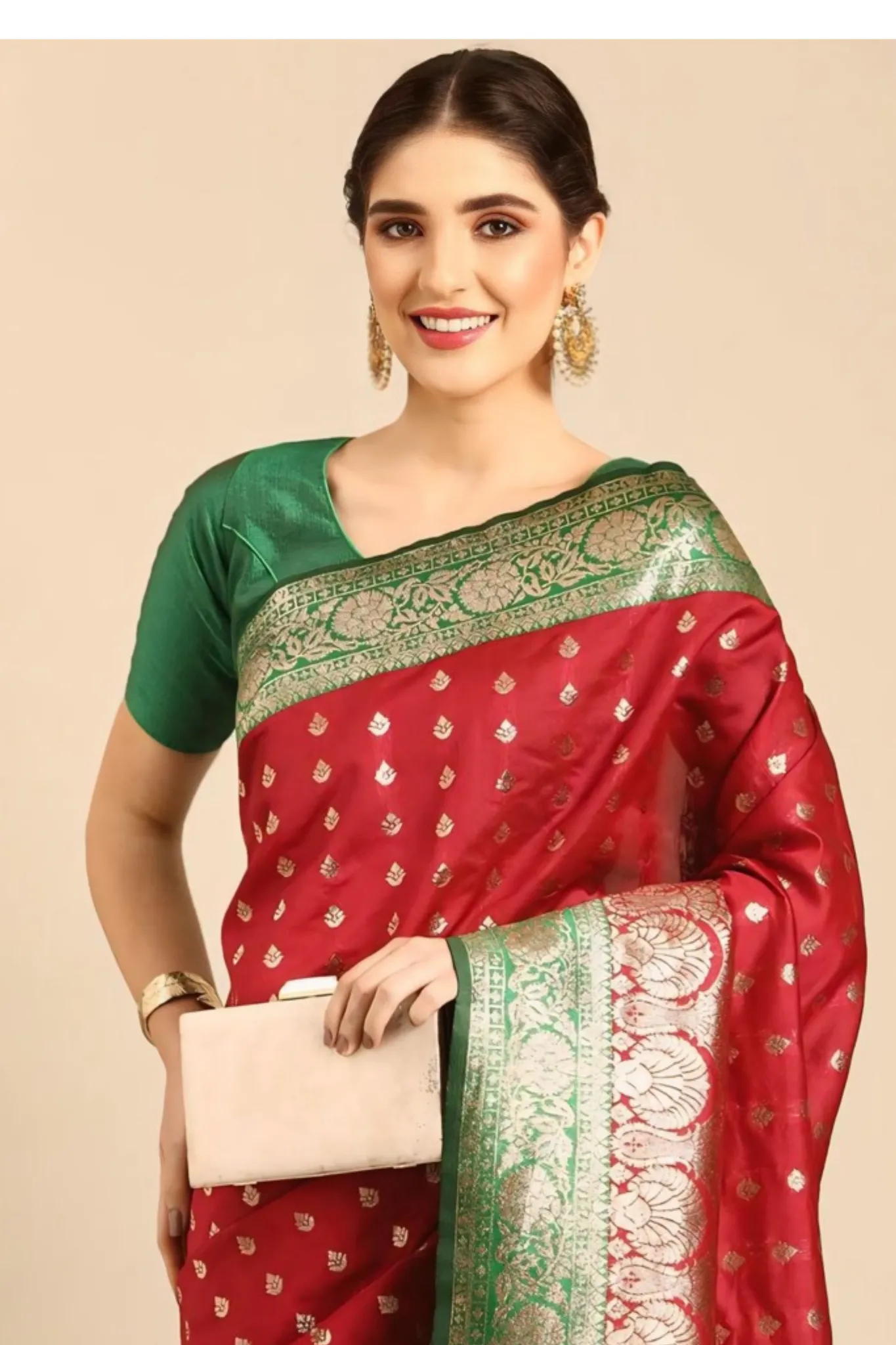 CLASSICAL LOOK SILK SAREE PICK FOR WEDDING & SOCIAL GATHERING