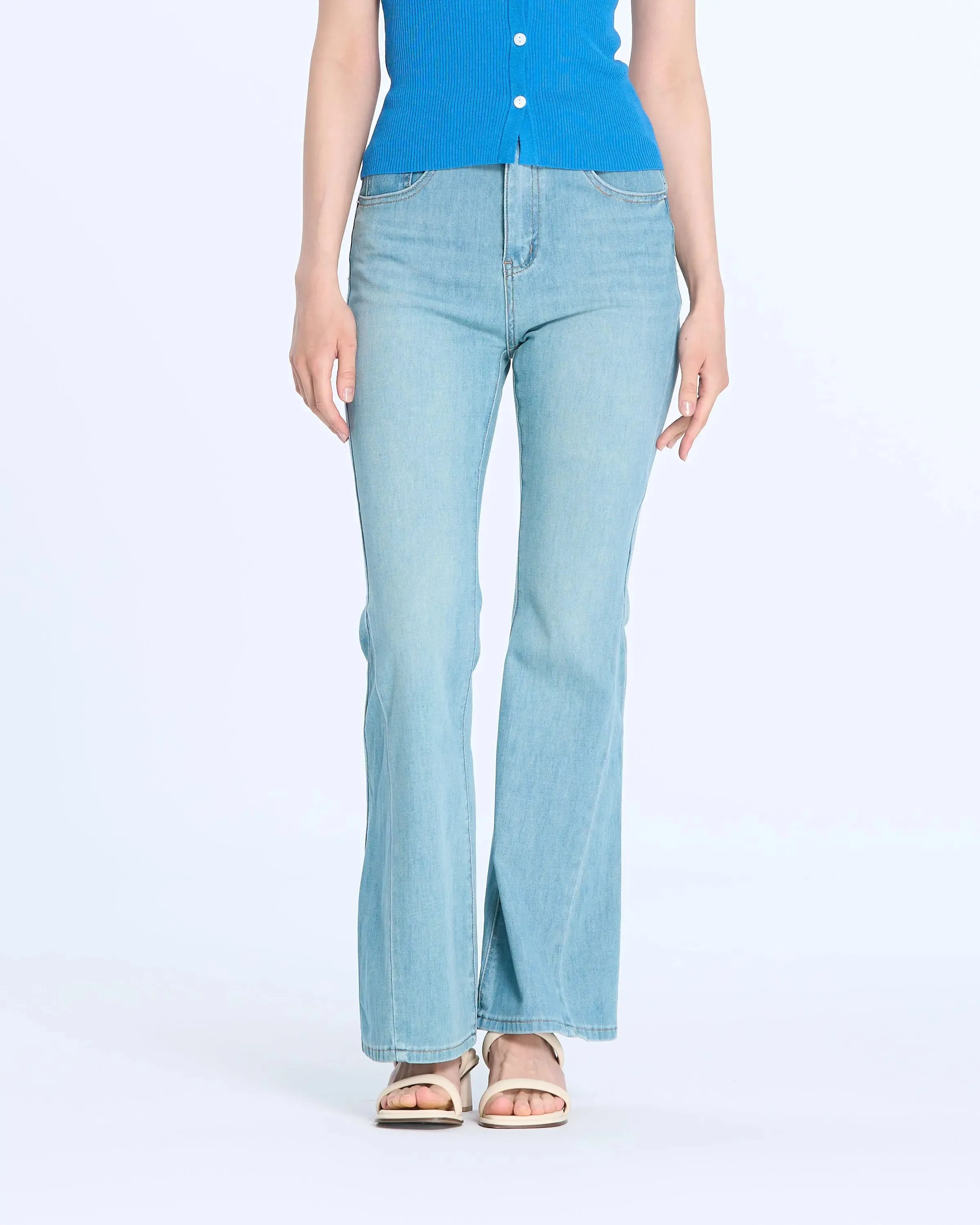 HZ8927 Flared Jeans